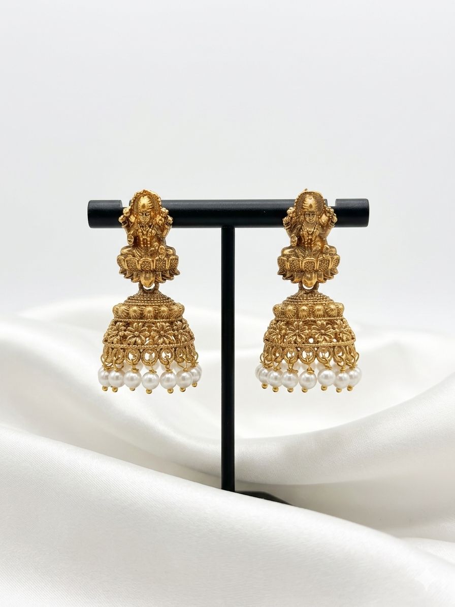 Lakshmi Jumka