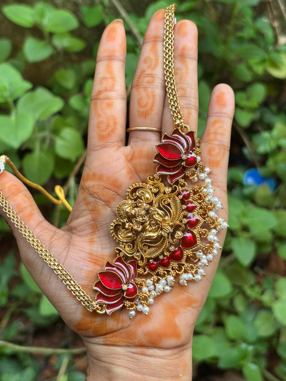 Red Lotus Choker - Image 2