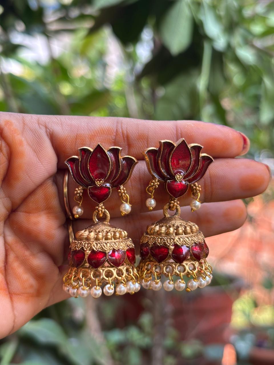 Red Lotus Choker - Image 3
